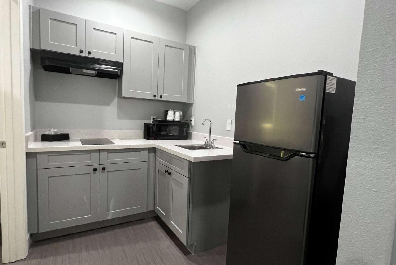 Baymont By Wyndham Freeport Texas Otel Dış mekan fotoğraf