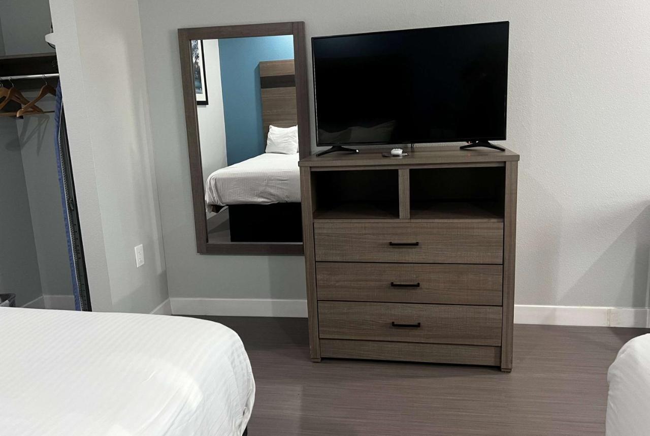 Baymont By Wyndham Freeport Texas Otel Dış mekan fotoğraf