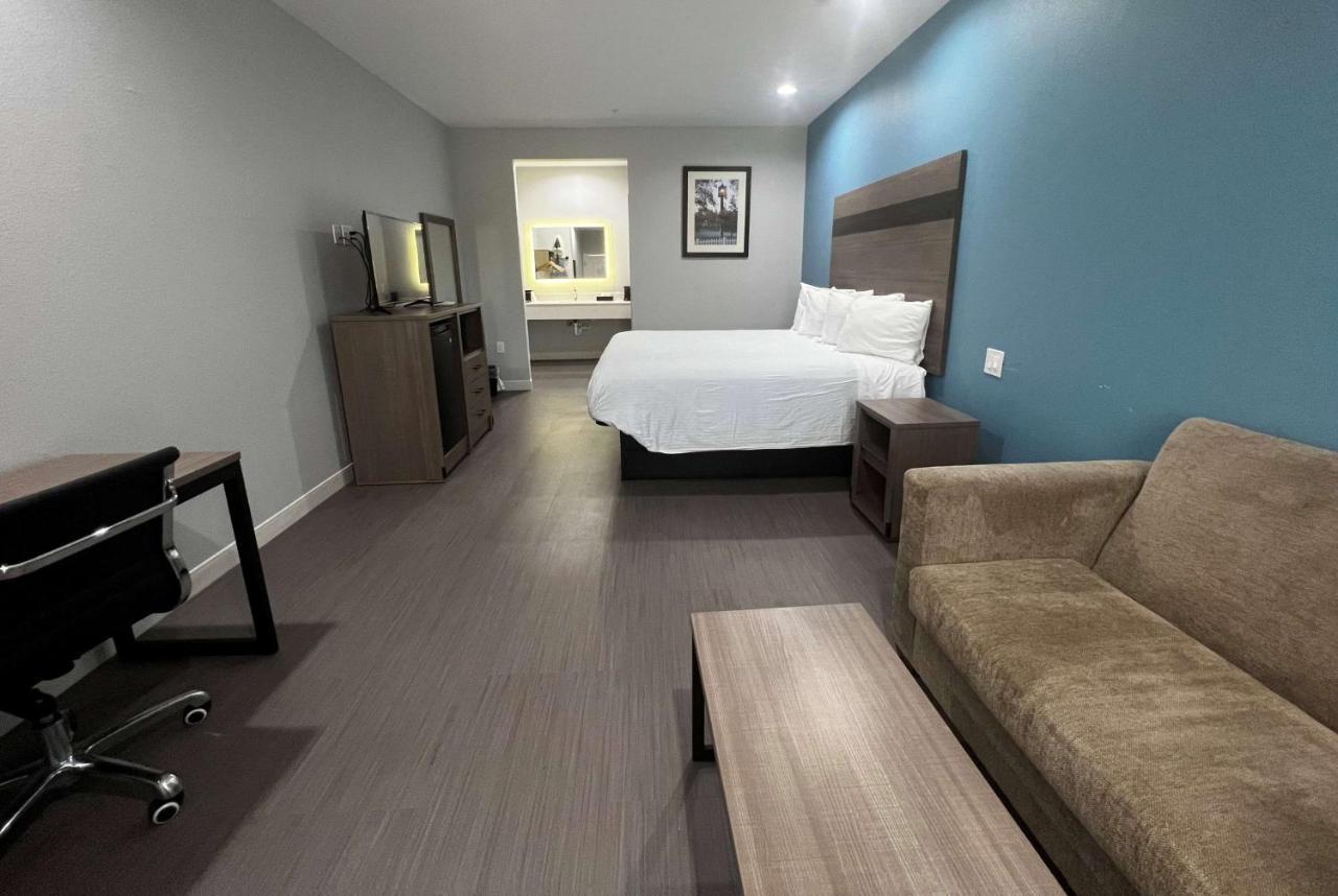 Baymont By Wyndham Freeport Texas Otel Dış mekan fotoğraf