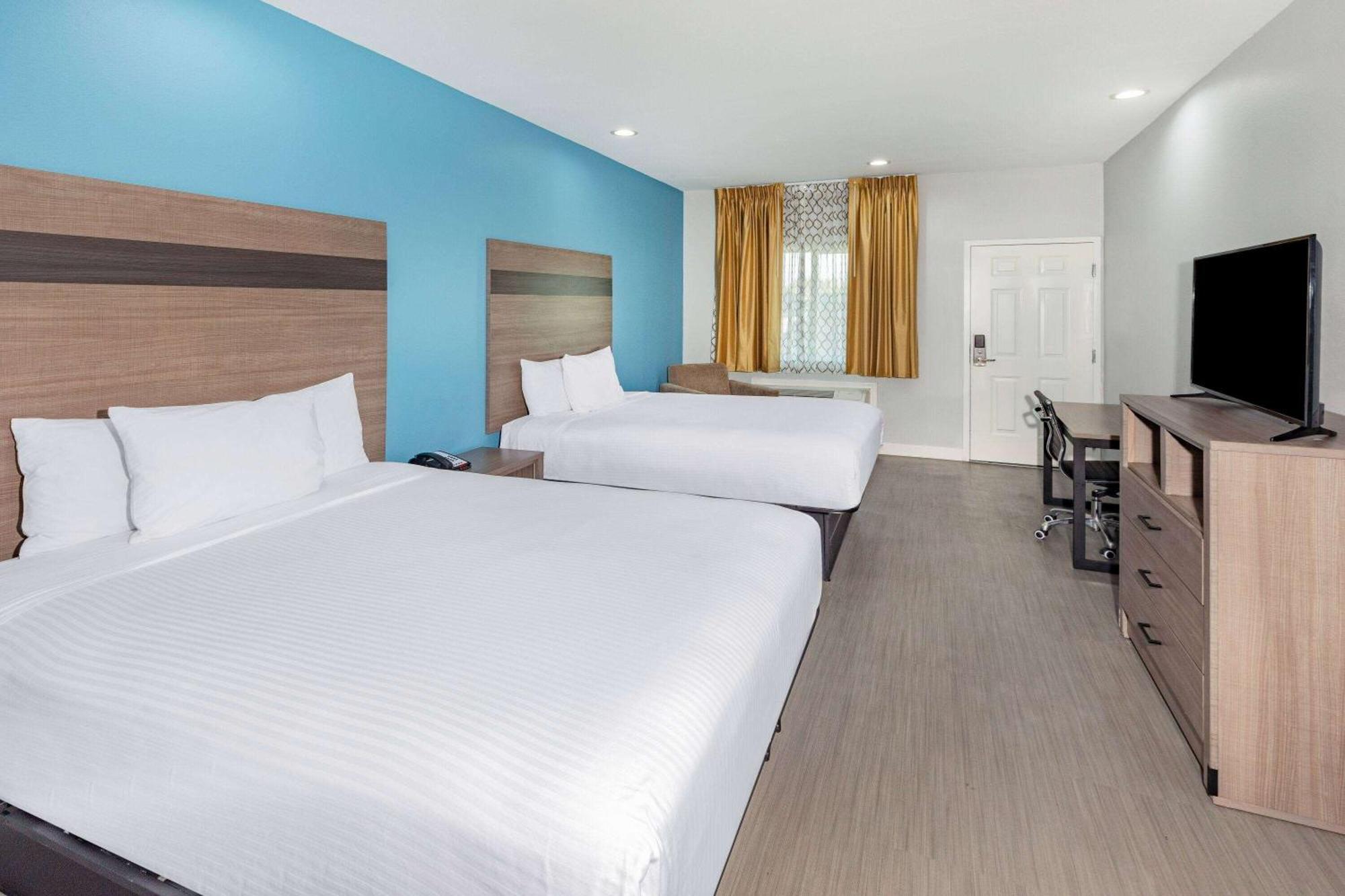 Baymont By Wyndham Freeport Texas Otel Dış mekan fotoğraf